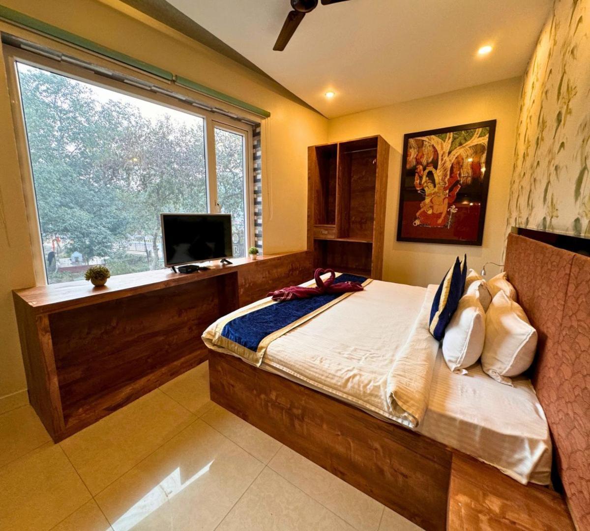 Hotel Runway Inn Pura Raghunath Экстерьер фото